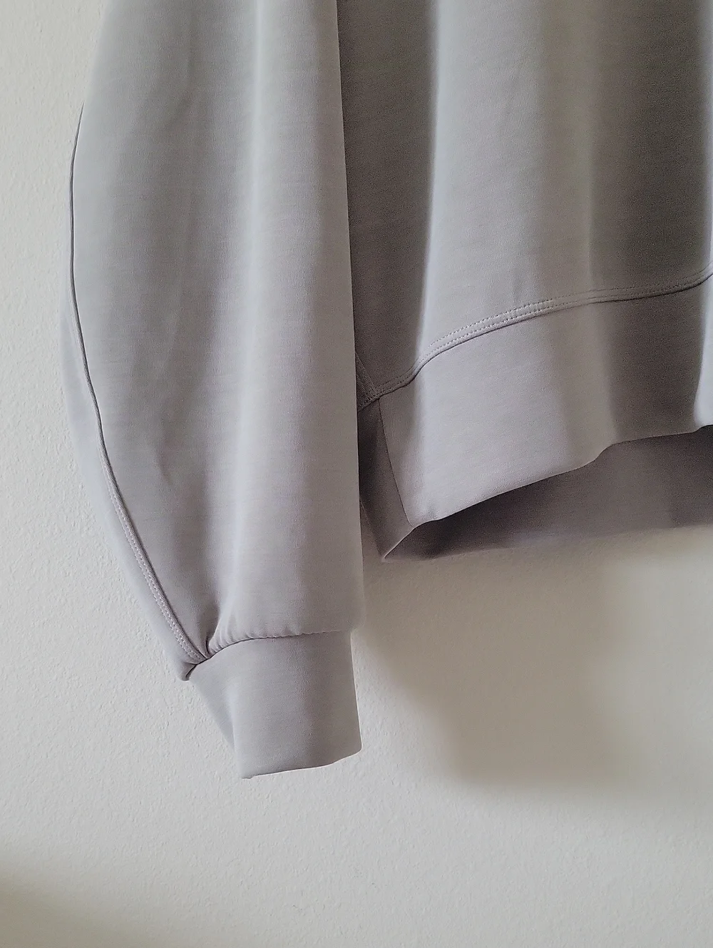 Lululemon Grey Sage Perfectly Oversized Cropped Crew Softstreme Size 8